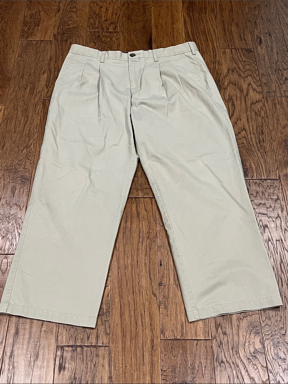 croft & barrow Men's Pleated Chino Pants - Light Khaki